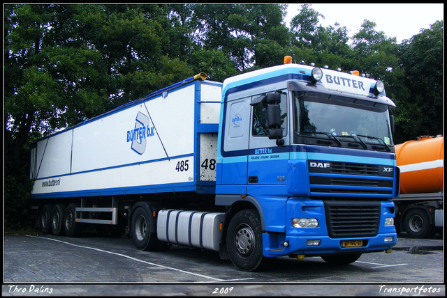 4-07-09 17-0709 1024-border diverse trucks in Zeeland