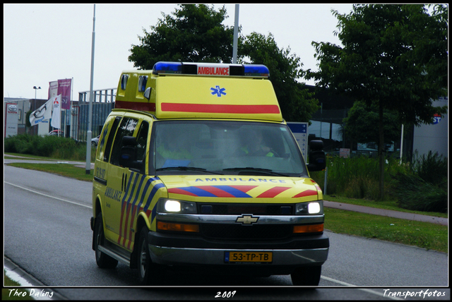 4-07-09 17-0709 1053-border diverse trucks in Zeeland