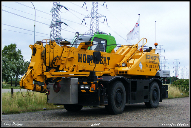 4-07-09 17-0709 1114-border diverse trucks in Zeeland