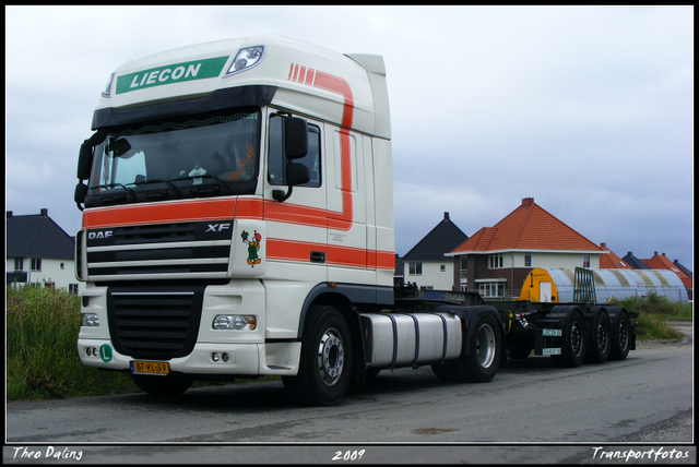 4-07-09 17-0709 1150-border diverse trucks in Zeeland