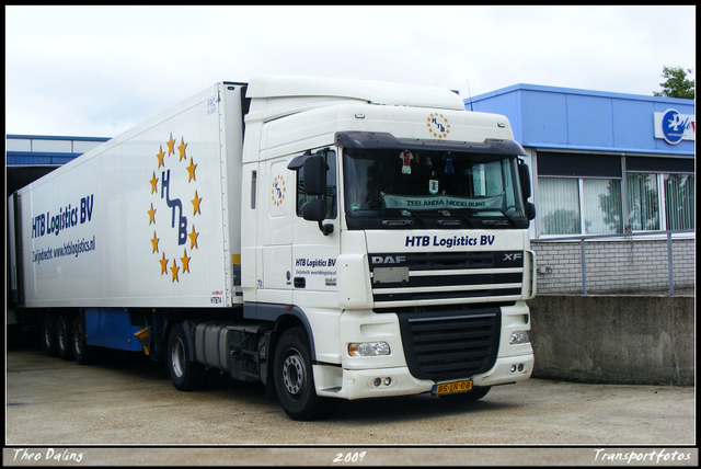4-07-09 17-0709 1163-border diverse trucks in Zeeland