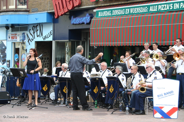 Â© RenÃ© Vriezen 2009-07-26 #0005 Politie Bigband Gelderland-Midden Korenmarkt zondag 26 juli 2009