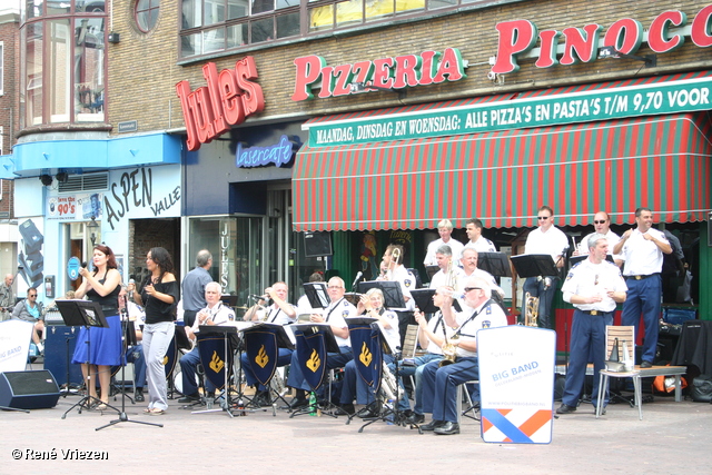 Â© RenÃ© Vriezen 2009-07-26 #0008 Politie Bigband Gelderland-Midden Korenmarkt zondag 26 juli 2009