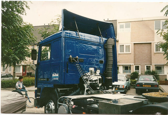 BreDekF12-06 volvo f vroegah opgeslagen bestanden