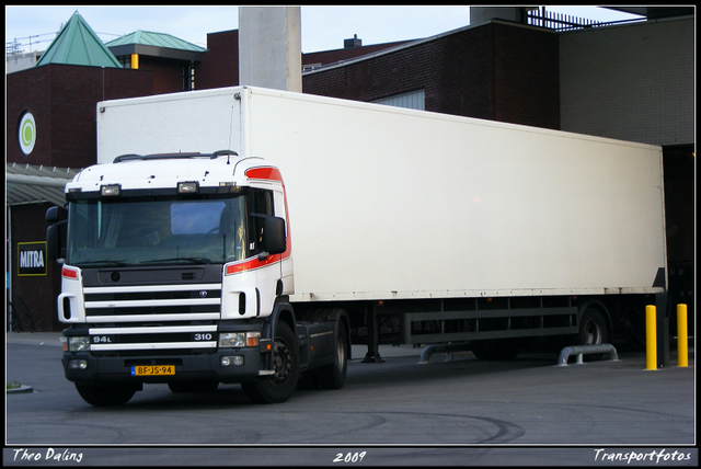 05-08-09 006-border Scania   2009
