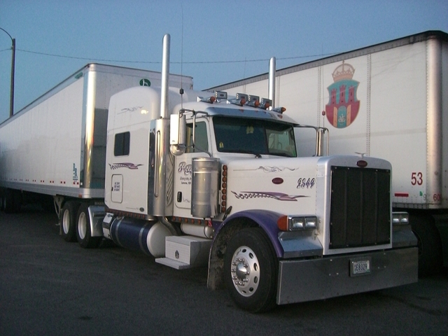 CIMG1543 Trucks