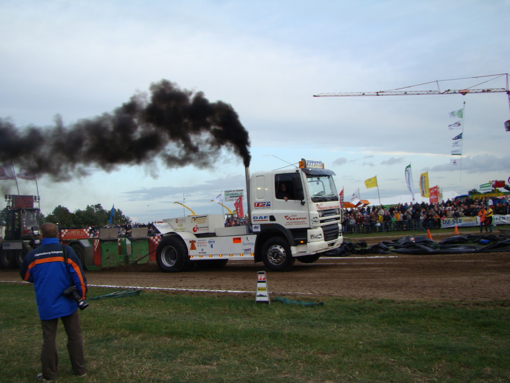 truckpull 2009 041 - 
