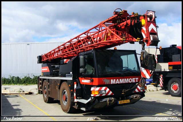 BN-PJ-86 Mammoet Liebherr No 889-border Mammoet schiedam open dag 12-9-2009