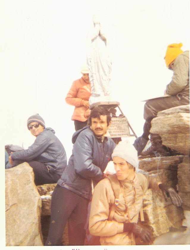 Gran Paradiso cima 4061 Mario e Giuseppe (io) 16 - 