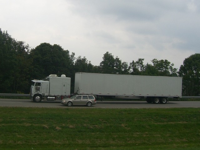 CIMG5928 Trucks
