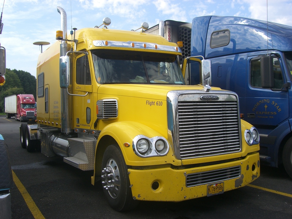 CIMG5036 - Trucks