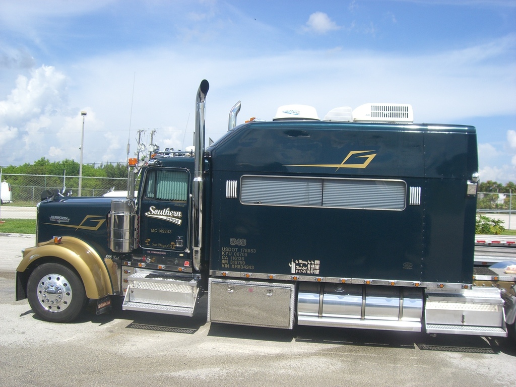 CIMG4160 - Trucks