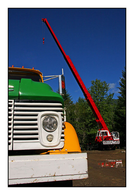 Truck and Crane Automobile