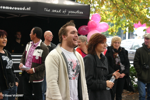  RenÃ© Vriezen 2009-10-10 #0091 COC-MG Coming Out Dag Arnhem Informatiemarkt zaterdag 10 oktober 2009