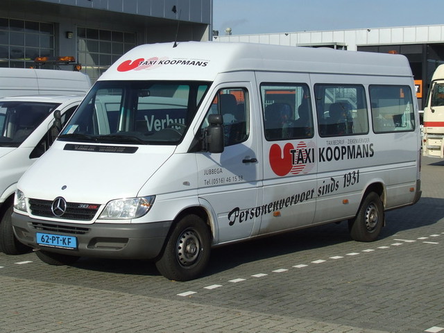 Wietze-Koopmans----diverse-kentekens----Taxi-Koopm Foto's van de trucks van TF leden