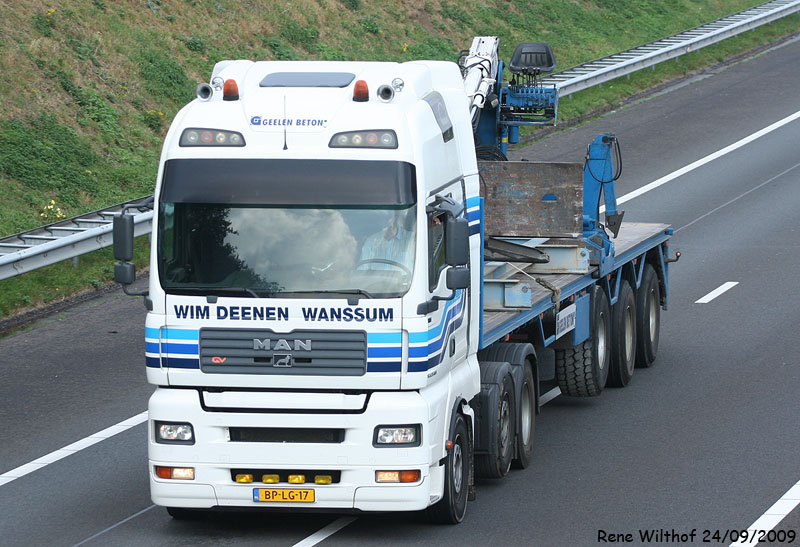 BP-LG-17   Deenen, Wim - Wanssum - [Opsporing] M.A.N. 's met een Indupoldak Transportfotos.nl