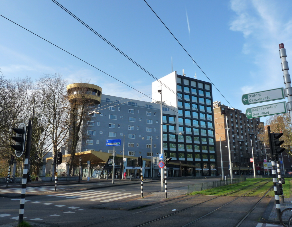 P1120818 - moderne architectuur
