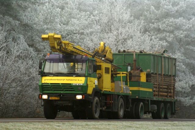 2007-21-12048 vrachtwagens