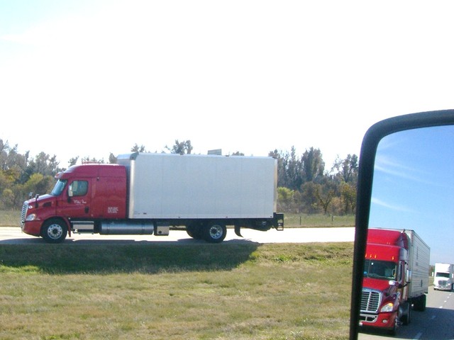 CIMG8617 Trucks