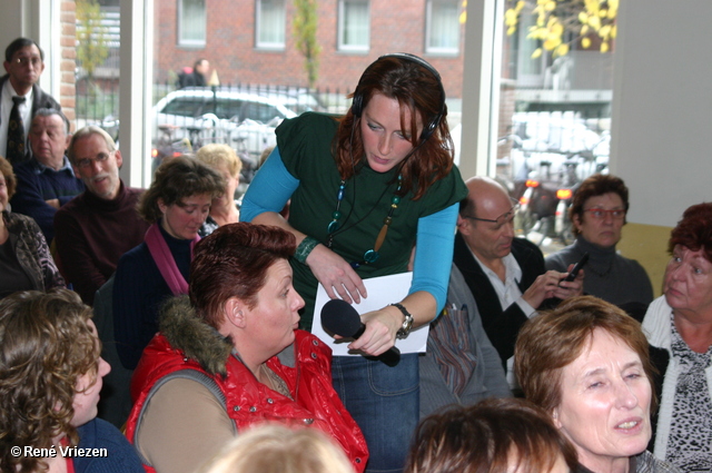 Â©RenÃ© Vriezen 2007-11-01 #0065 NCRV programma stand.nl_Debat Prachtwijken Min. Ella Vogelaar_01-11-2007