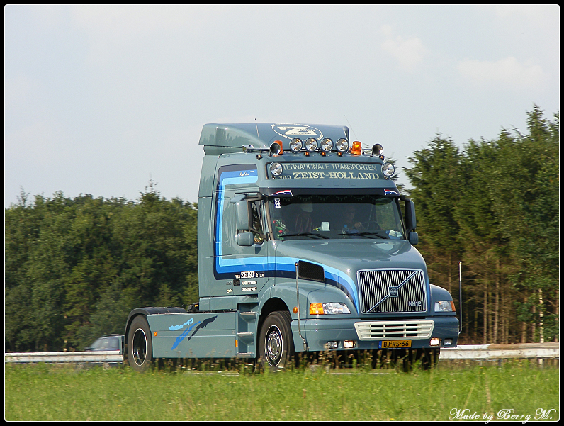 BJ-RS-66     Zeist & Zn., J. van - Apeldoorn - [Opsporing] Volvo NH