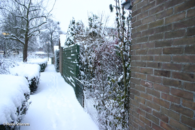  RenÃ© Vriezen 2009-12-20 #0026 Presikhaaf Sneeuw rond om huis zondag 20 december 2009