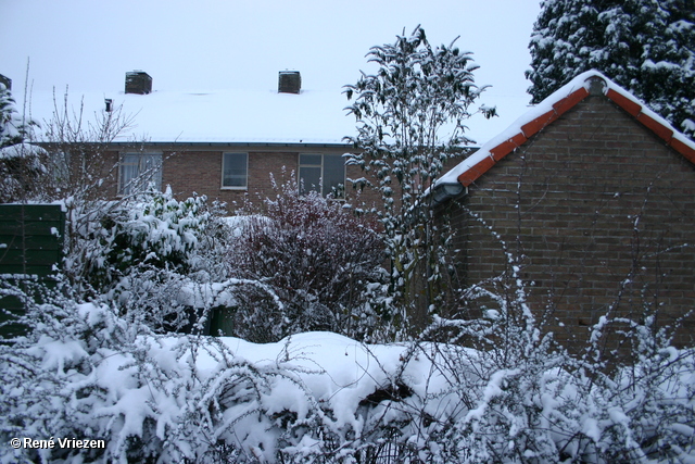  RenÃ© Vriezen 2009-12-20 #0032 Presikhaaf Sneeuw rond om huis zondag 20 december 2009