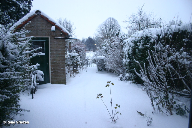  RenÃ© Vriezen 2009-12-20 #0044 Presikhaaf Sneeuw rond om huis zondag 20 december 2009