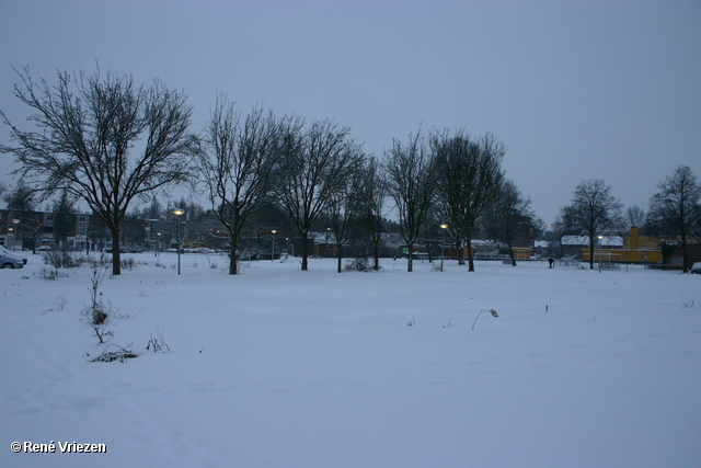  RenÃ© Vriezen 2009-12-20 #0024 Presikhaaf Sneeuw rond om huis zondag 20 december 2009