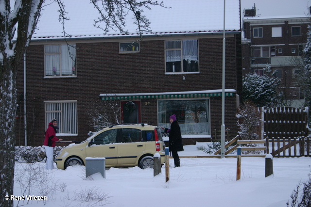  RenÃ© Vriezen 2009-12-20 #0018 Presikhaaf Sneeuw rond om huis zondag 20 december 2009