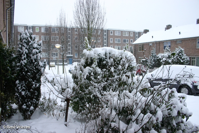  RenÃ© Vriezen 2009-12-20 #0003 Presikhaaf Sneeuw rond om huis zondag 20 december 2009