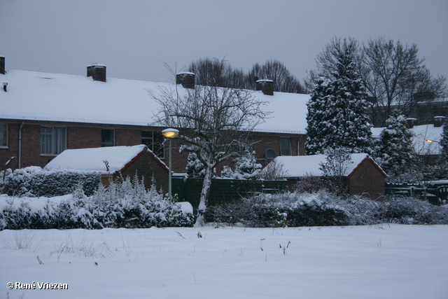  RenÃ© Vriezen 2009-12-20 #0016 Presikhaaf Sneeuw rond om huis zondag 20 december 2009