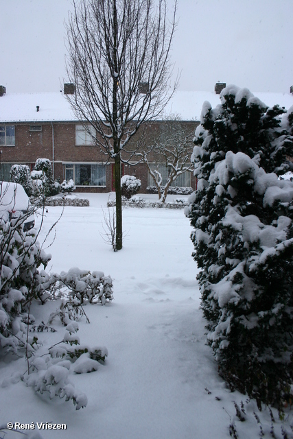  RenÃ© Vriezen 2009-12-20 #0002 Presikhaaf Sneeuw rond om huis zondag 20 december 2009