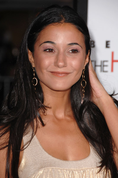 Emmanuelle Chriqui The Heartbreak Kid Premiere 021 - 