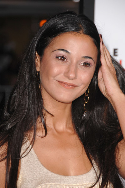 Emmanuelle Chriqui The Heartbreak Kid Premiere 027 - 