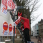  RenÃ© Vriezen 2010-01-23 #... - PvdA Arnhem GR2010 Kandidaten plakken affiches zaterdag 23 januari 2010