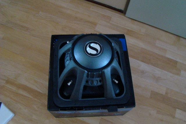 kicker 15L7 007 auto,s audio