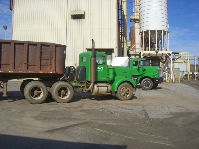 CIMG0526 Trucks