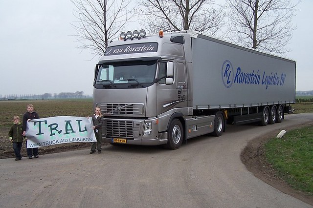 Ravestein, John van - BabyloniÃ«nbroek BT-RX-87 [Opsporing] Volvo's FH 80th Anniversary editie