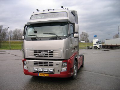 Twince as Nice - BT-HV-10 - [Opsporing] Volvo's FH 80th Anniversary editie