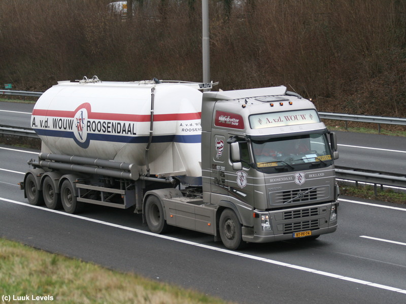 Wouw, v.d - Roosendaal BT-PF-74 - [Opsporing] Volvo's FH 80th Anniversary editie