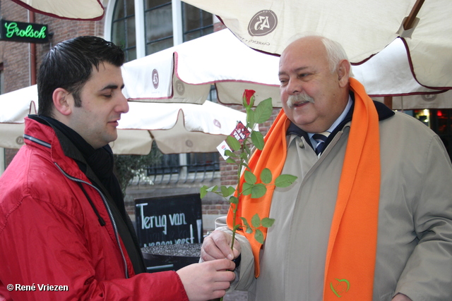  RenÃ© Vriezen 2010-02-13 #0093 PvdA Armhem Canvassen Binnenstad Arnhem zaterdag 13 februari 2010