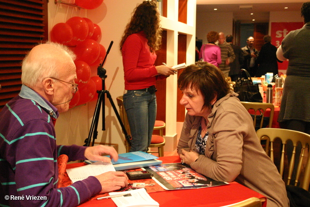  RenÃ© Vriezen 2010-02-24 #0106 PvdA Debat over werk met MariÃ«tte Hamer woensdag 24 februari 2010