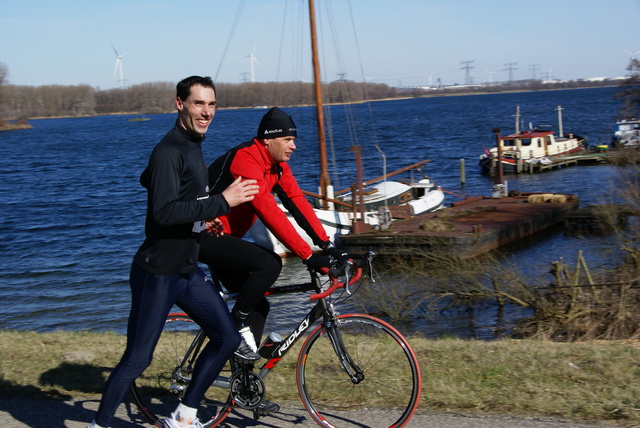 DSC00075 Brielse Maasloop 7 maart 2010