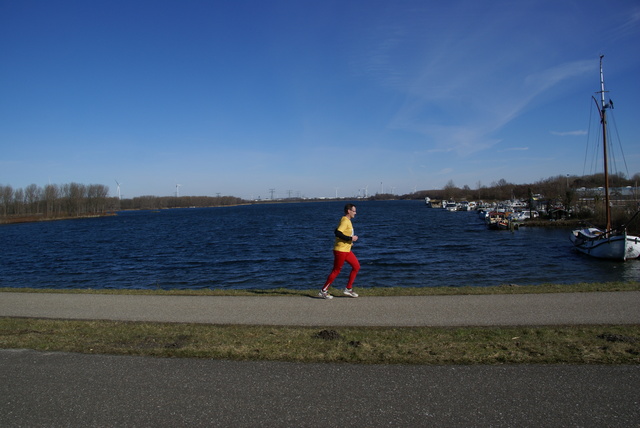 DSC00094 Brielse Maasloop 7 maart 2010