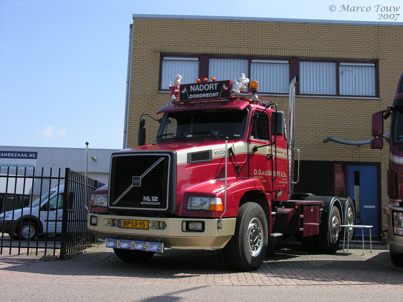 BP-LF-15  Nadort, D.G. van de - Dordrecht - Volvo N10 & N12