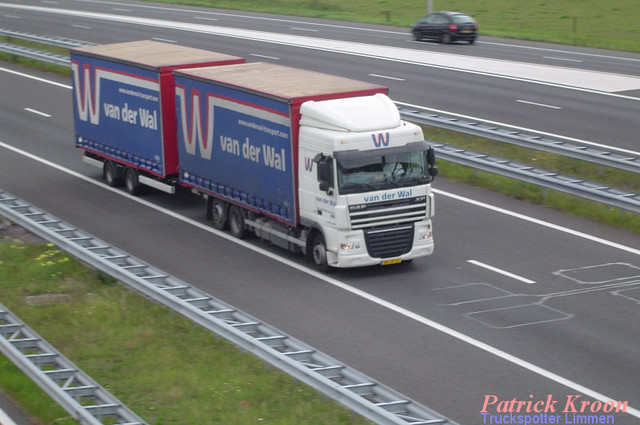 Wal, v.d Truckfoto's