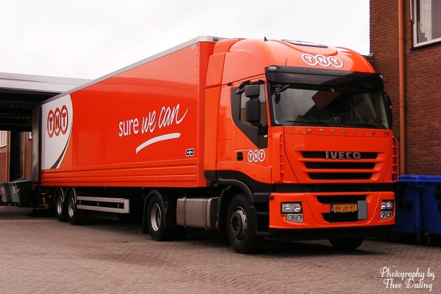 TNT - Assen  BV-JH-97-border Maart 2010