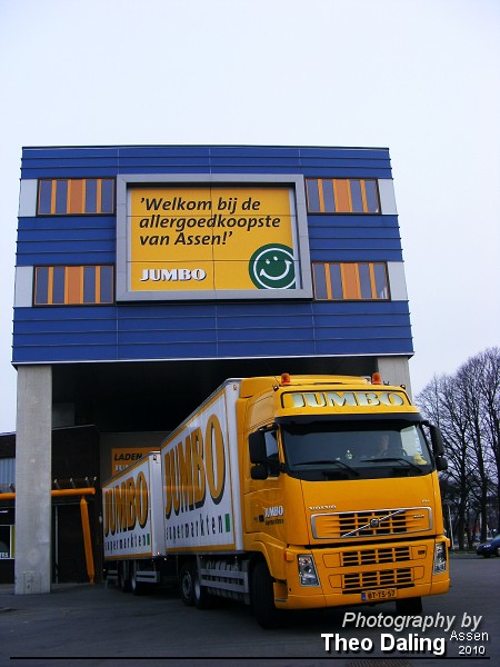 Jumbo - Veghel  BT-TS-57  voorkant-border Volvo  2010