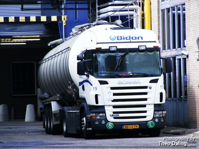 Bidon BR-LS-74-border Scania   2009